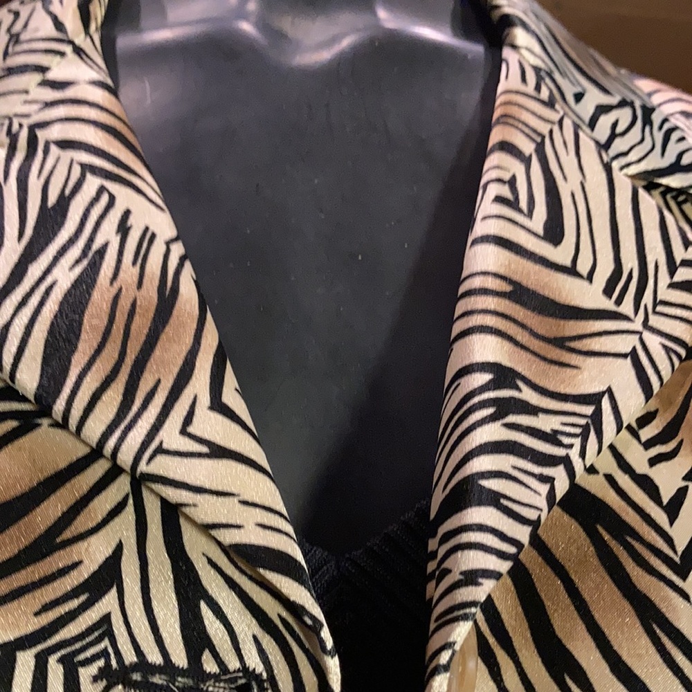 Clio Jacket - Picture 3 of 7